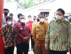 Menteri Koordinator Perekonomian dan Kepala BNPB tinjau Pelaksanaan PPKM di Lampung