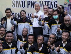 Gubernur Jawa Tengah Lepas Kontingen Atlet PWI ke Porwarnas Malang 