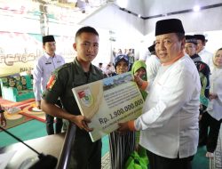Gubernur Lampung Serahkan Bantuan Bidang Keagamaan ke Masyarakat Tubaba 