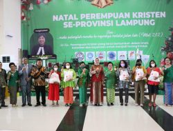 Ketua TP PKK Menghadiri Perayaan Natal Perempuan Kristen se-Provinsi Lampung