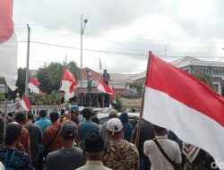 Warga Purworejo Tagih Dana RTLH Rp 5,9 M, Bupati Janjikan Cair Desember