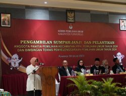 Ketua KPU Lantik 80 Anggota PPK dari 16 Kecamatan di Kabupaten Purworejo