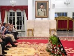Berita Viral Bukan Karya Jurnalistik, Presiden Jokowi Ingatkan Pers Pegang Teguh Kode Etik