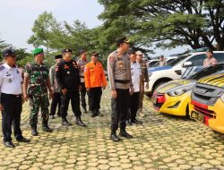 Siap Laksanakan Operasi Ketupat Krakatau 2024, Kapolres Tanggamus Pimpin Apel Gelar Pasukan