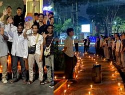 Banyaknya Permasalahan Kinerja Pimpinan  Rektorat, Mahasiswa Unila Gelar Aksi 1000 Lilin