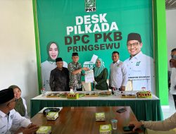 Bersama Tokoh Ulama, Adi Erlansyah Kembalikan Berkas Formulir Pendaftaran ke DPC PKB