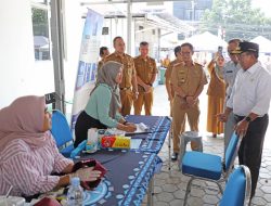 Pj. Gubernur Samsudin Tinjau Pelaksanaan Program Pemutihan Pajak Kendaraan Bermotor di Kantor Samsat Rajabasa Bandarlampung