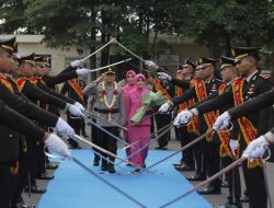 Disertai Gerimis Dan Air Mata, Irjen Helmy Santika Tinggalkan Polda Lampung